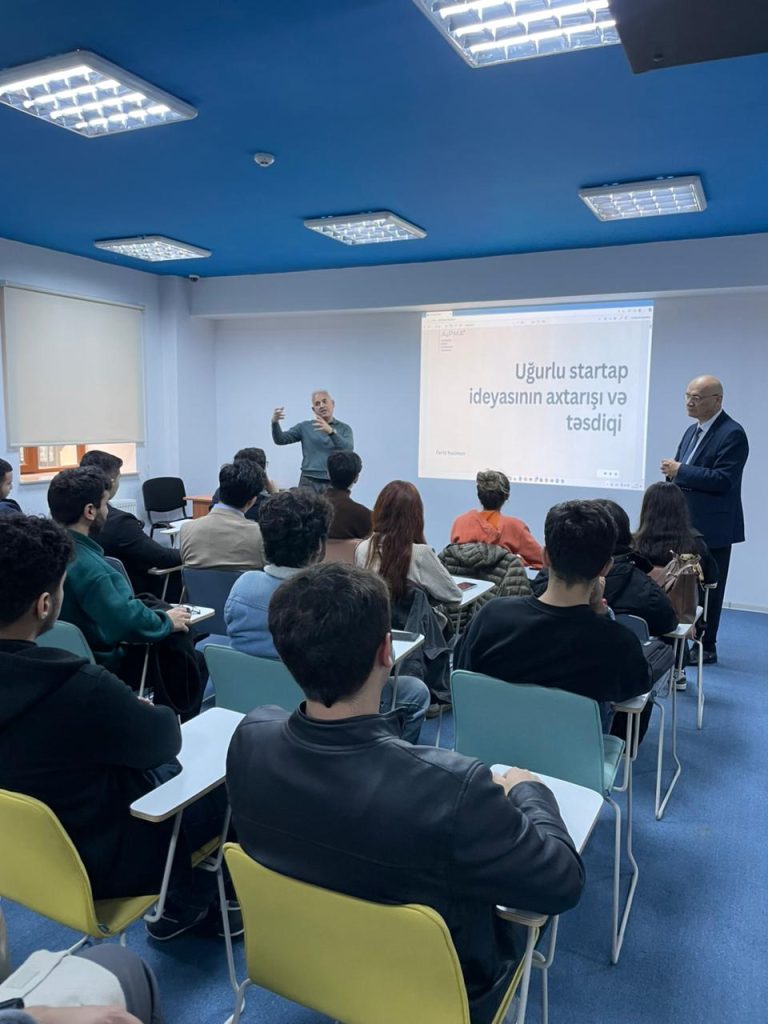 Bu gün Azərbaycan Texniki Universitetinin (AzTU) İnkubasiya Mərkəzində universitetin və “Startap Azərbaycan” platformasının birgə dəstəyi ilə startap yönümlü təlim keçirilib.